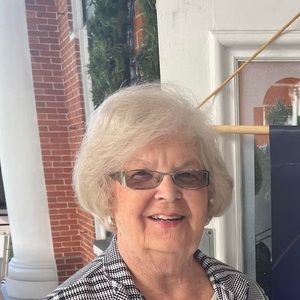 Meet your Posher, Joan